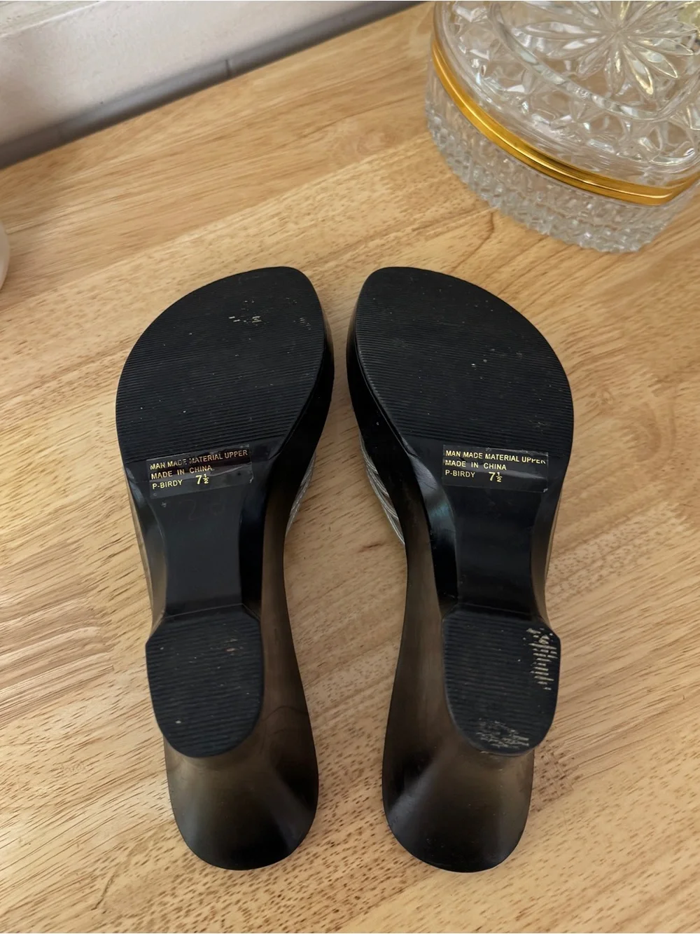 ✨Iconic early 2000s Steve Madden Y2K silver strappy wedge heels ✨ size 7.5 - Picture 10 of 13